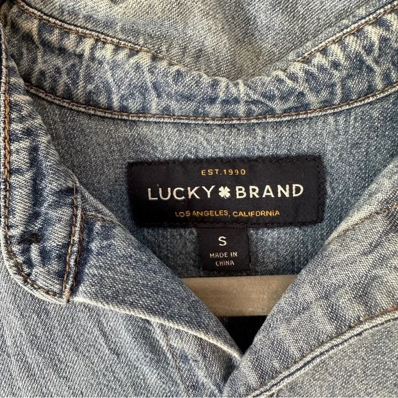 Lucky Brand Distressed Denim Shirt  Embroidery Bugs - Picture 6 of 9